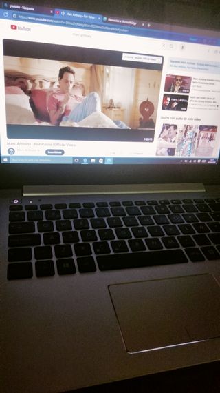 Portátil Asus notebook táctil 