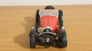 Modellino BUGATTI TYPE 55 (1932) Burago scala 1:24