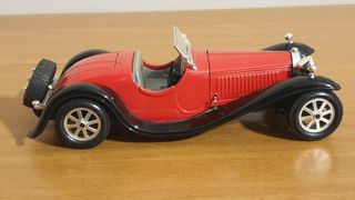 Modellino BUGATTI TYPE 55 (1932) Burago scala 1:24