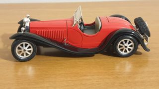 Modellino BUGATTI TYPE 55 (1932) Burago scala 1:24