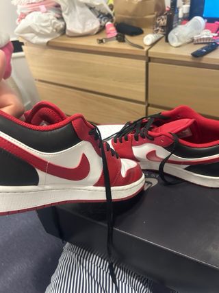 Air Jordan 1 Low - rojas y negras
