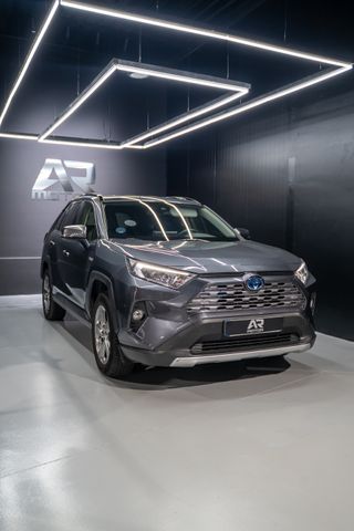 TOYOTA Rav4 2.5l 220H Advance