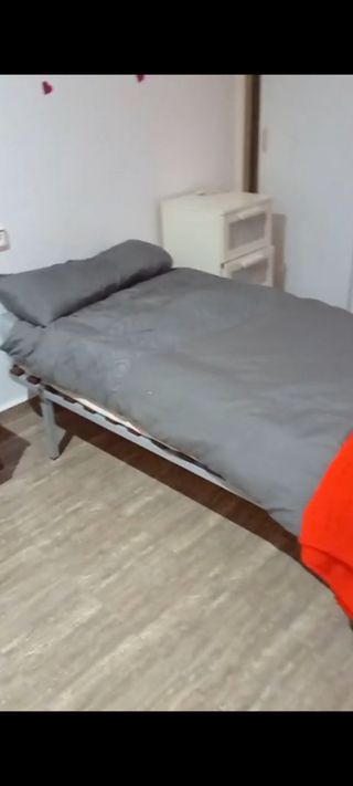 Habitación amueblada y lista para entrar a vivir 