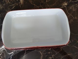 Pirofila da forno in ceramica con cestino in vimin