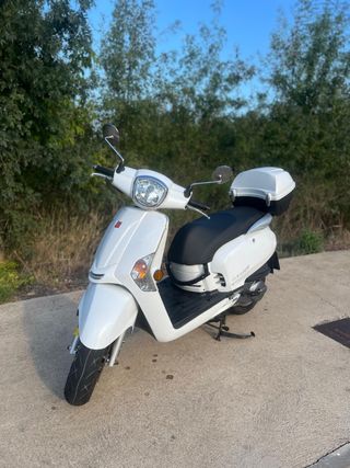Kymco Like 125cc blanca