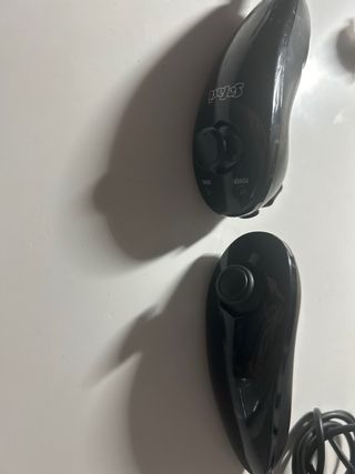 2 Nunchuks Wii - Negro
