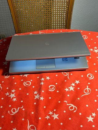 Portátil HP Pro intel core i7 como nuevo 