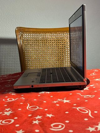 Portátil HP Pro intel core i7 como nuevo 