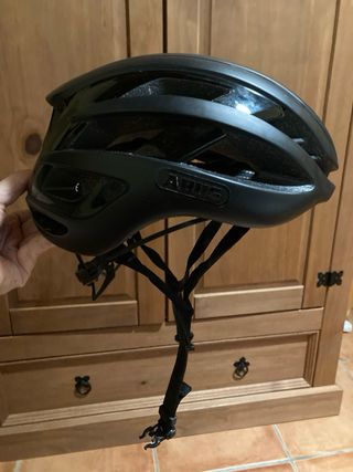 Casco bici Abus Airbreaker negro M.