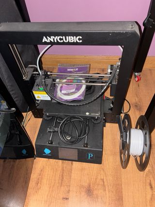 Impresora 3D Anycubic negra