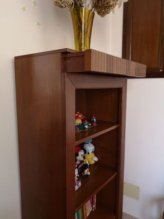 Mobili componibili e non. 