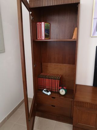 Mobili componibili e non. 
