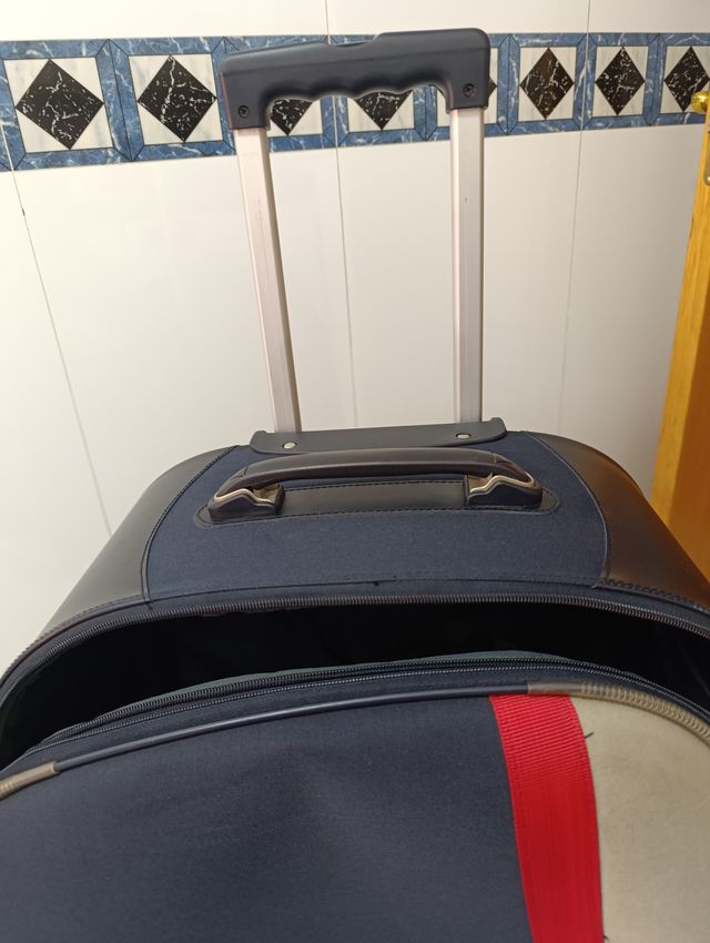 Maleta Gabol azul y beige