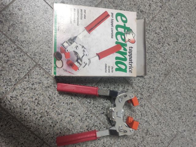 Tappatrice Eterna - Corona