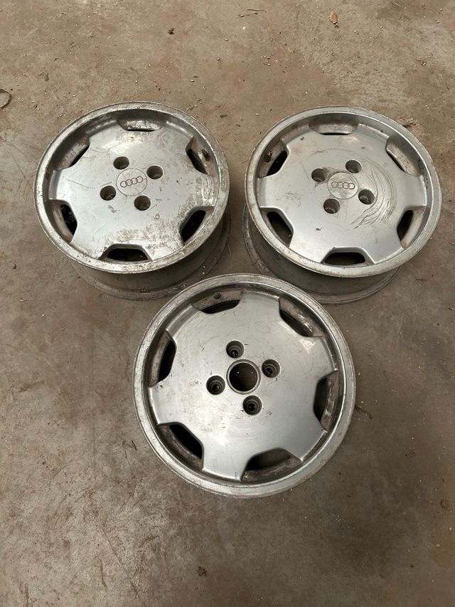 JUEGO 3 LLANTAS ORIGINALES AUDI 90 15”