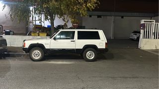 Todoterreno  Jeep  Xj sport 4x4
