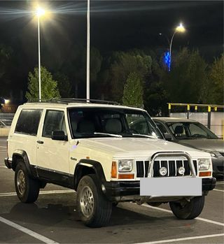 Todoterreno  Jeep  Xj sport 4x4
