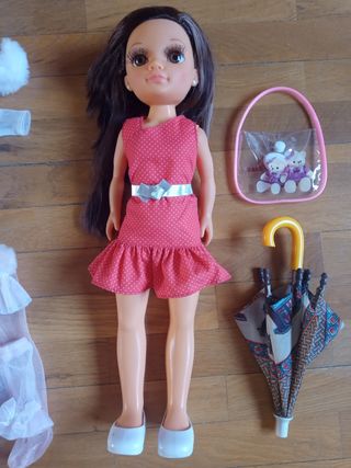 Muñeca Nancy patinadora