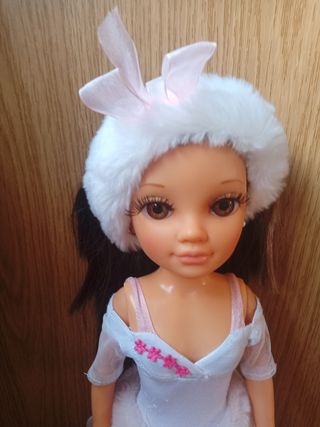 Muñeca Nancy patinadora