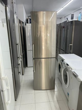 Nevera Bosch 2m - Acero inoxidable