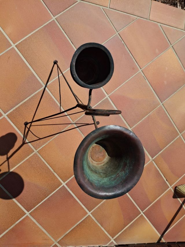 Portavasi in metallo vintage