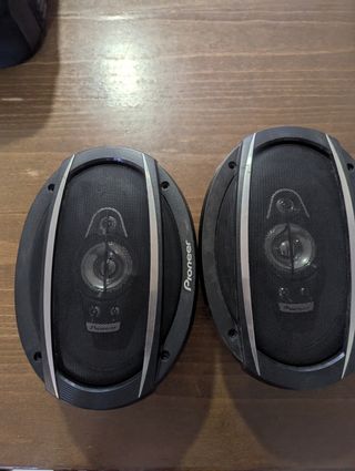 Vendo altavoces Pioner 