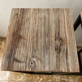 2 Mesitas altas de madera metal