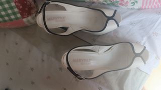 Sandalias tacón blancas Maripaz 38