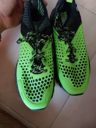 Zapatillas deportivas - Verde y Negro