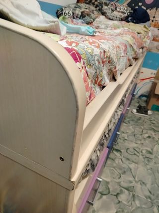 Cama nido infantil - beige y morada