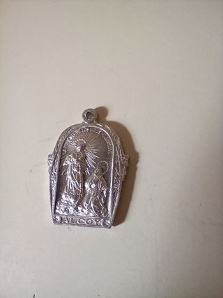 Medalla religiosa antigua
