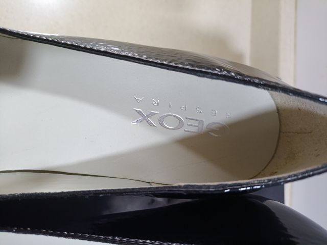 Zapatos Geox negros - Talla 39