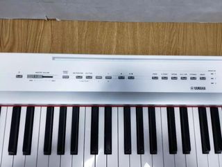 Yamaha P-145 Piano Digital Blanco