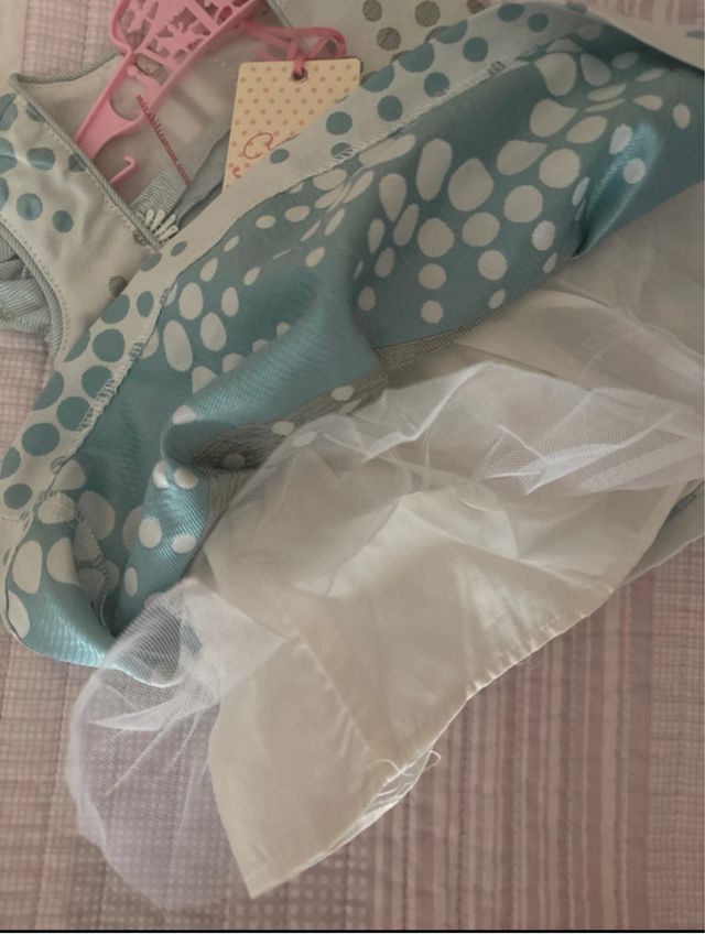 Vestido bebé niña 6-9m, impecable