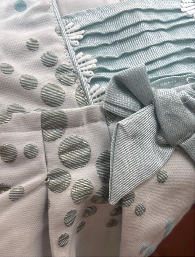 Vestido bebé niña 6-9m, impecable