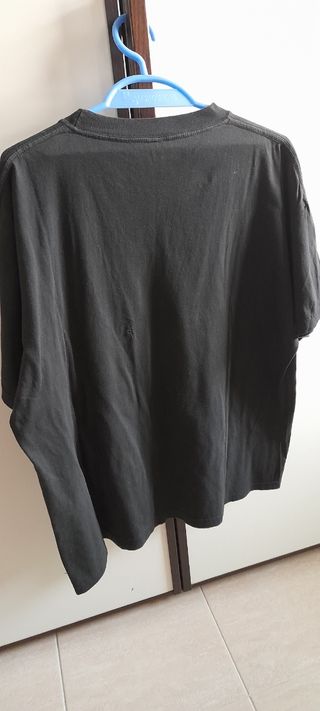 T-Shirt Zip vestibilità anche XL nera.