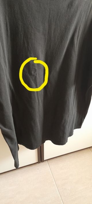 T-Shirt Zip vestibilità anche XL nera.