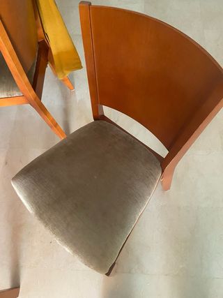 Mesa extensible + 4 sillas