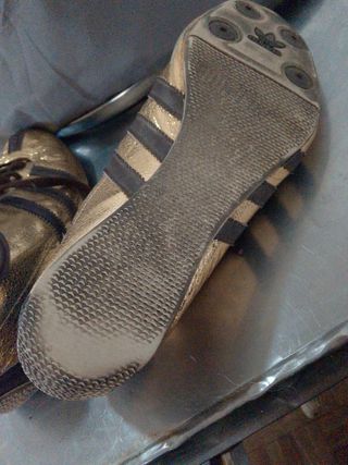 Zapatillas Adidas doradas