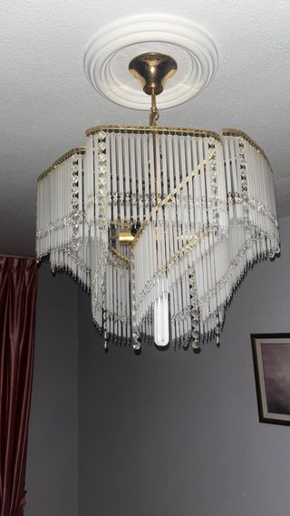 Lampara techo con laminas de cristal, dorado