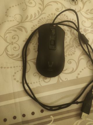 Monitor + Mic + Ratón negociable