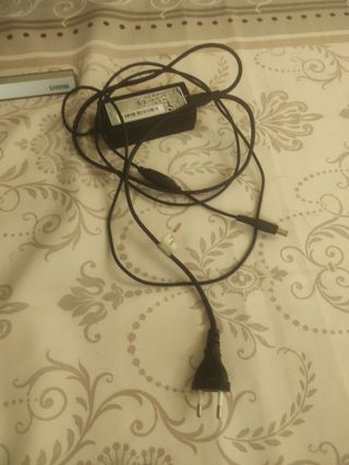 Monitor + Mic + Ratón negociable
