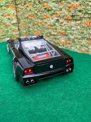 Volkswagen Nardo W12 Show – Escala 1:18 