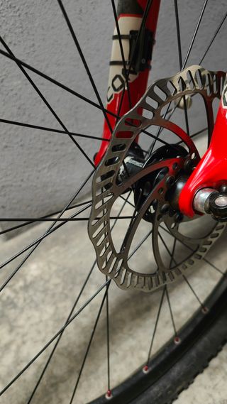 Bicicleta Specialized doble suspensión.