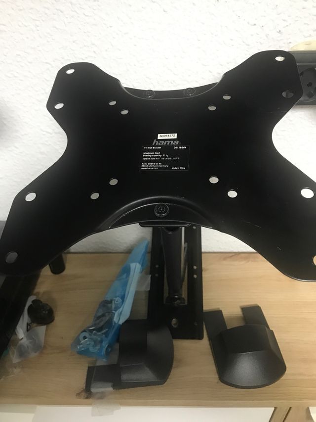 Supporto TV fino a 47» tutto incluso