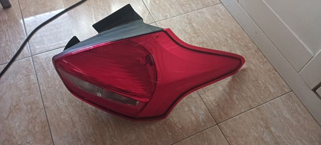 Piloto Trasero Ford Focus MK3