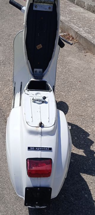 Vespa 50 special 