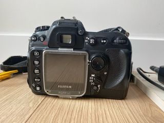  Fujifilm FinePix S5 Pro - Cámara réflex