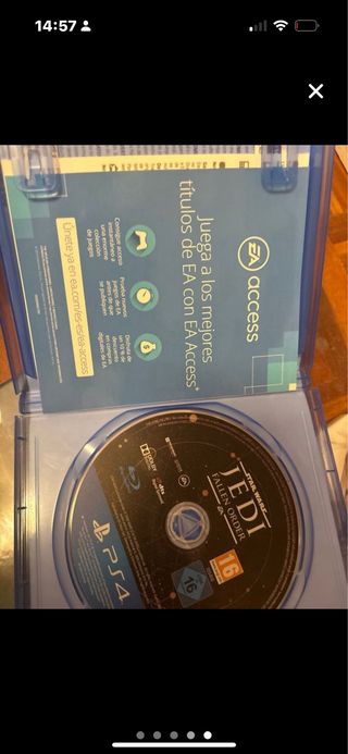PS4 (PlayStation 4): God of War & Star Wars Jedi