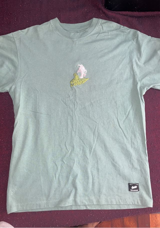 Camiseta verde astronauta stwd